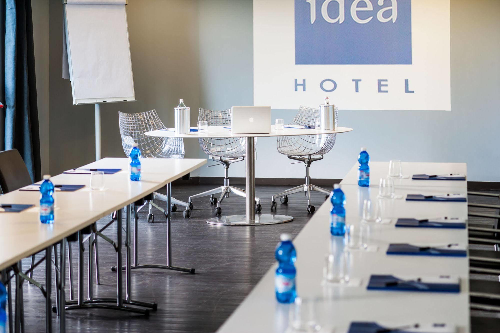 Idea Hotel Milano San Siro Exterior foto Meeting room